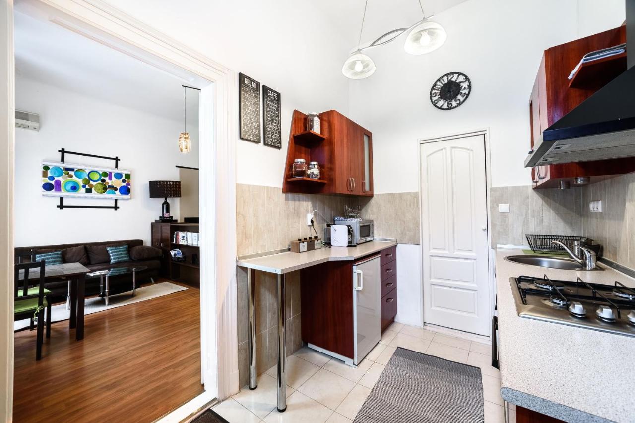Art Dream Apartment บูดาเปสต์ ภายนอก รูปภาพ