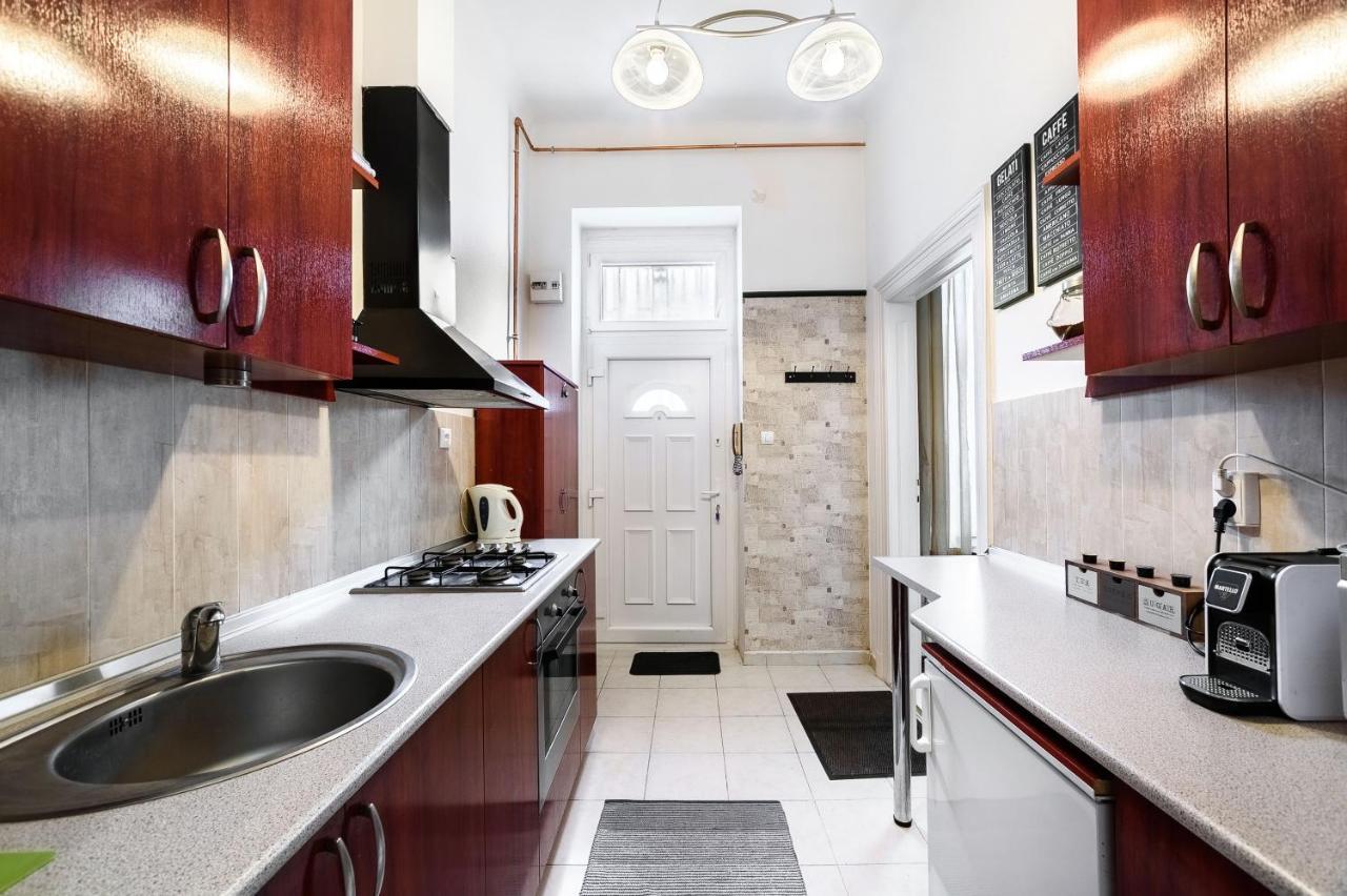 Art Dream Apartment บูดาเปสต์ ภายนอก รูปภาพ